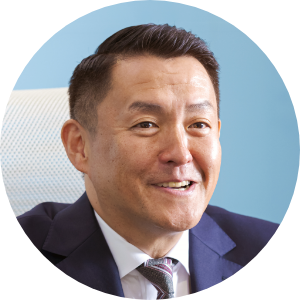 郷司 功 氏