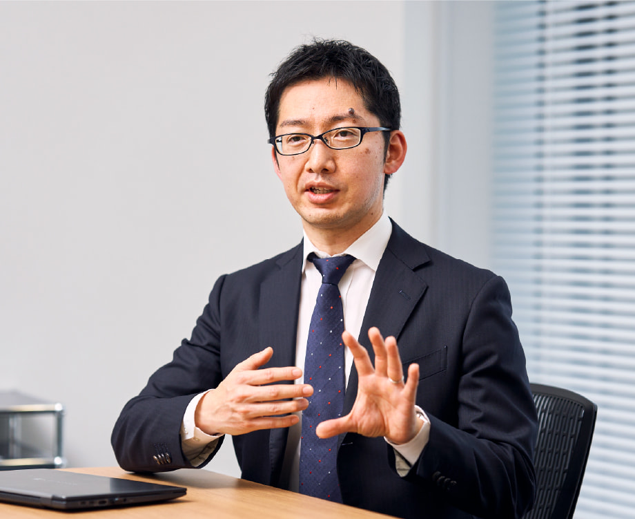 経理・財務部 税務室(税務戦略グループ) 課長 エキスパート 佐藤 和磨 様