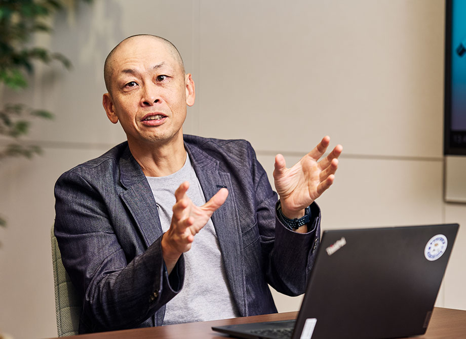 人事部 インフォメーションシステム ディレクター　徳永 智也 様