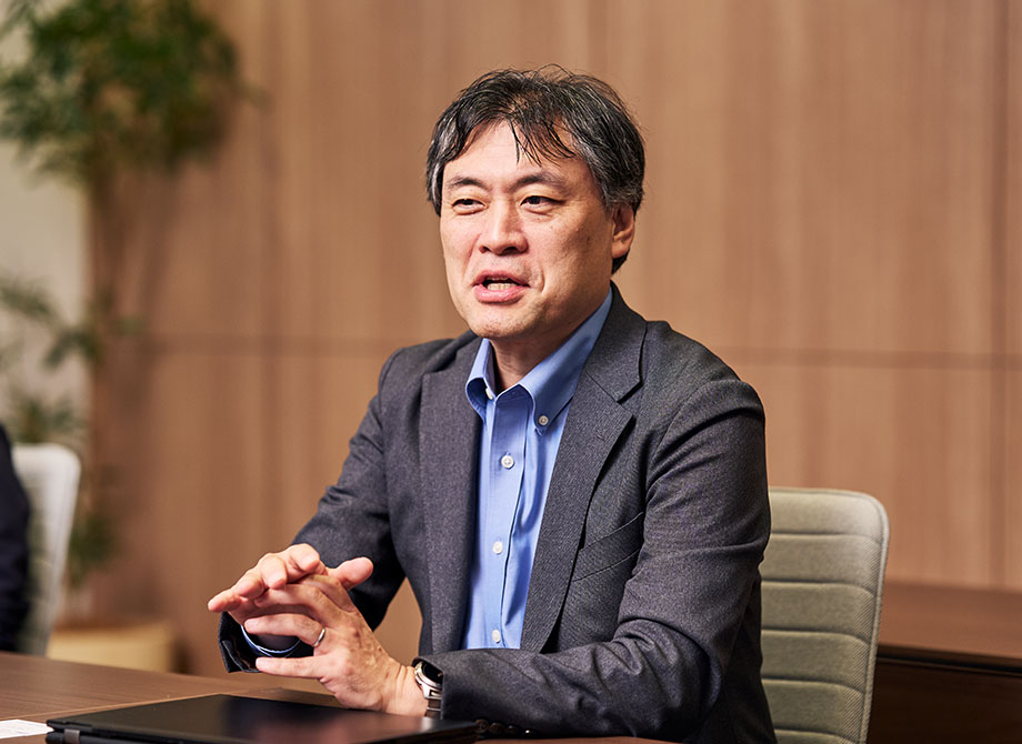 人事部　オペレーションエクセレンス　シニアディレクター　矢吹 浩二 様